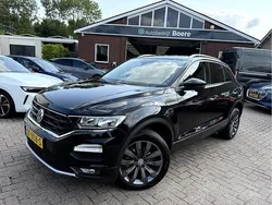 Zwart Gebruikt 2019 VW T-Roc Style SUV | € 21.450 (Goede deal)