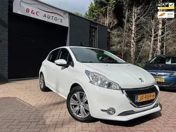 Wit Gebruikt 2012 Peugeot 208 Access Hatchback | € 4.995 (Eerlijke prijs)