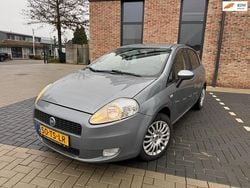Grijs Gebruikt 2007 Fiat Grande Punto Dynamic Hatchback | € 1.650 (Goede deal)