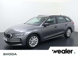 Grijs Gebruikt 2024 Skoda Octavia Business Line Stationwagen | € 29.840 (Eerlijke prijs)