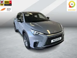Grijs Nieuw 2024 Lexus LBX Business Edition SUV | € 34.950 (Goede deal)