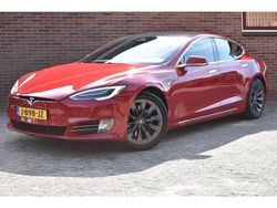 Rood Gebruikt 2020 Tesla Model S Hatchback | € 31.949 (Super prijs)