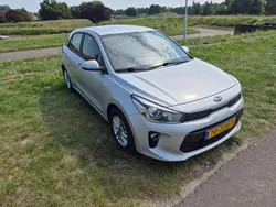 Zilver Gebruikt 2018 Kia Rio Hatchback | € 7.980 (Goede deal)
