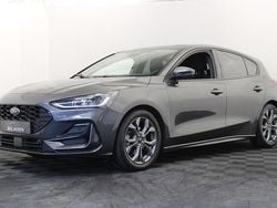 Grijs Gebruikt 2023 Ford Focus ST-Line X Hatchback | € 17.999 (Super prijs)