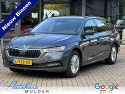 Grijs Gebruikt 2021 Skoda Octavia Business Line Stationwagen | € 16.745 (Eerlijke prijs)