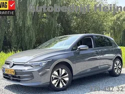 Grijs Gebruikt 2024 VW Golf VIII Edition Hatchback | € 28.445 (Super prijs)