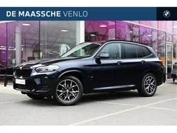 Zwart Gebruikt 2023 BMW X3 Executive SUV | € 49.950 (Eerlijke prijs)