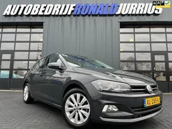 Grijs, metallic lak Gebruikt 2019 VW Polo Highline Hatchback | € 15.400 (Eerlijke prijs)