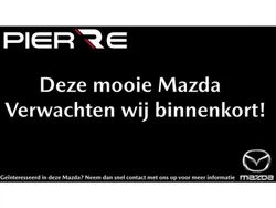 Ceramic white (wit metallic) Nieuw 2025 Mazda 3 Nagisa Hatchback | € 33.845 (Super prijs)