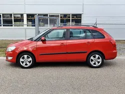 Rood Gebruikt 2014 Skoda Fabia Fresh Stationwagen | € 4.999 (Goede deal)