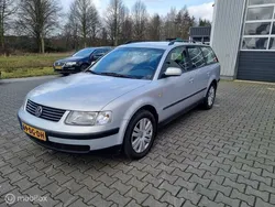 Grijs Gebruikt 1999 VW Passat Trendline Stationwagen | € 1.100