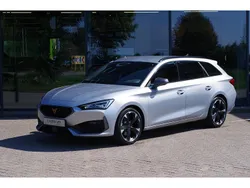 Zilver, metallic lak Gebruikt 2022 Cupra Leon VZ Stationwagen | € 27.700 (Goede deal)