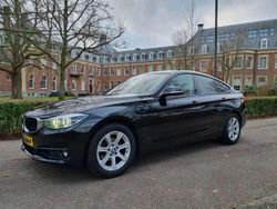 Zwart Gebruikt 2018 BMW 320 Executive Sedan | € 17.135 (Super prijs)