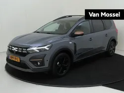Grijs Gebruikt 2025 Dacia Jogger Extreme MPV | € 28.340 (Duur)