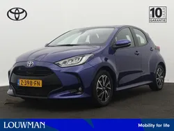 Blauw Gebruikt 2024 Toyota Yaris Hatchback | € 23.770 (Eerlijke prijs)