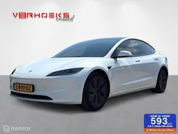 Wit Gebruikt 2024 Tesla Model 3 Long Range Sedan | € 44.750