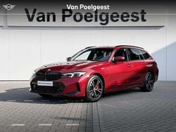 Rood Gebruikt 2024 BMW 330e Comfort Edition Stationwagen | € 48.900 (Goede deal)