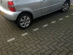 Grijs (metallic) Gebruikt 2002 VW Lupo Trendline Hatchback | € 1.175 (Eerlijke prijs)