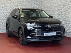 Zwart Gebruikt 2024 VW Tiguan Elegance SUV | € 50.940 (Eerlijke prijs)