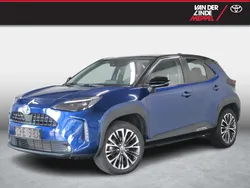 Blauw, metallic lak Gebruikt 2022 Toyota Yaris Cross Executive SUV | € 29.950 (Eerlijke prijs)