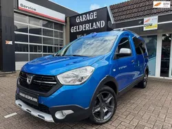 Blauw Gebruikt 2017 Dacia Dokker Van | € 12.350 (Iets duurder)
