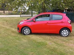 Rood Gebruikt 2016 Peugeot 108 Active Hatchback | € 6.950 (Goede deal)