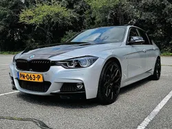 Zilver Gebruikt 2017 BMW 318 M Sport Sedan | € 14.950