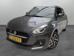 Grijs Gebruikt 2023 Suzuki Swift Style Hatchback | € 18.949 (Eerlijke prijs)