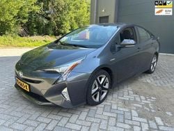Grijs Gebruikt 2016 Toyota Prius Hatchback | € 12.900 (Goede deal)