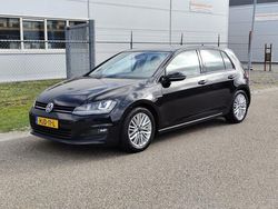 Zwart Gebruikt 2014 VW Golf VII Cup Hatchback | € 8.999 (Eerlijke prijs)