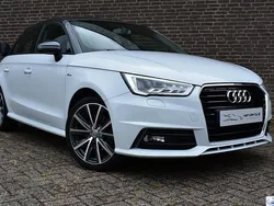 Wit Gebruikt 2016 Audi A1 Sportback Sport Hatchback | € 13.490 (Iets duurder)