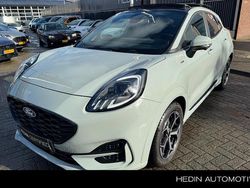 Grijs Gebruikt 2024 Ford Puma Gen-E ST-Line SUV | € 27.745 (Eerlijke prijs)