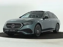 Verdezilver metaalkleur metallic Gebruikt 2025 Mercedes 300 Sport Edition Stationwagen | € 69.945