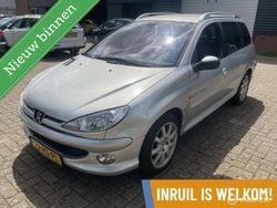 Grijs Gebruikt 2005 Peugeot 206 Quiksilver Stationwagen | € 450 (Super prijs)