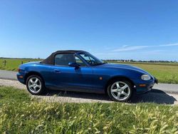 Blauw Gebruikt 1999 Mazda MX5 Cabriolet | € 8.850 (Duur)