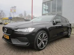 Zwart, metallic lak Gebruikt 2022 Volvo V60 Stationwagen | € 20.995 (Super prijs)
