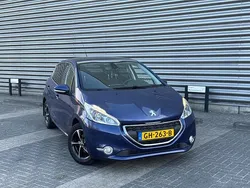 Blauw Gebruikt 2013 Peugeot 208 Allure Hatchback | € 6.750 (Eerlijke prijs)