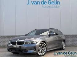 BMW 330e