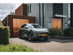Grijs Gebruikt 2025 MG MG5 EV Luxury Stationwagen | € 35.950
