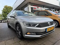 Grijs Gebruikt 2015 VW Passat Highline Stationwagen | € 7.499 (Eerlijke prijs)