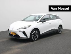 Wit Gebruikt 2023 MG MG4 EV Hatchback | € 19.495 (Eerlijke prijs)