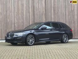 Zwart Gebruikt 2022 BMW 530 Stationwagen | € 33.900 (Super prijs)