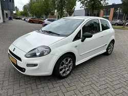 Wit Gebruikt 2015 Fiat Punto Lounge Hatchback | € 5.250 (Eerlijke prijs)