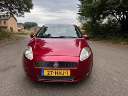 Rood Gebruikt 2008 Fiat Grande Punto Lusso Hatchback | € 2.950 (Eerlijke prijs)