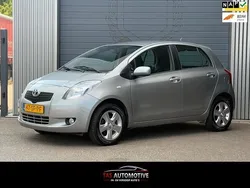 Grijs Gebruikt 2006 Toyota Yaris Luna Hatchback | € 4.950 (Eerlijke prijs)