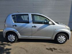 Grijs Gebruikt 2006 Daihatsu Sirion Hatchback | € 2.450 (Eerlijke prijs)