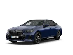Blauw Nieuw 2025 BMW i5 M Sport Sedan | € 85.061 (Goede deal)