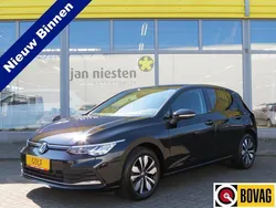Zwart Gebruikt 2023 VW Golf VIII Hatchback | € 27.950 (Eerlijke prijs)