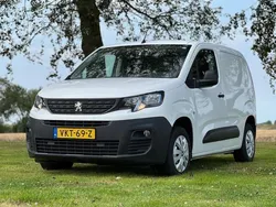 Wit Gebruikt 2021 Peugeot Partner Premium MPV | € 12.690 (Eerlijke prijs)