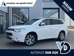 Wit Gebruikt 2014 Mitsubishi Outlander Edition SUV | € 12.950 (Eerlijke prijs)